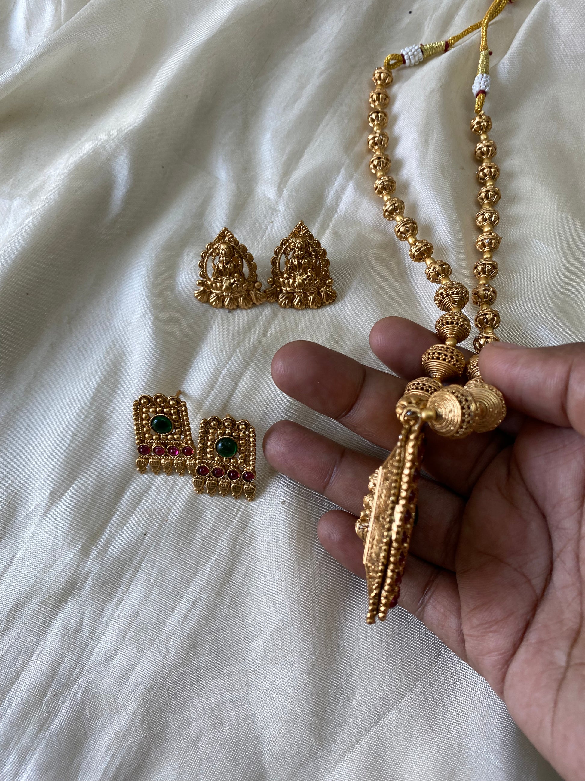 Reversible necklace Aksha Trends