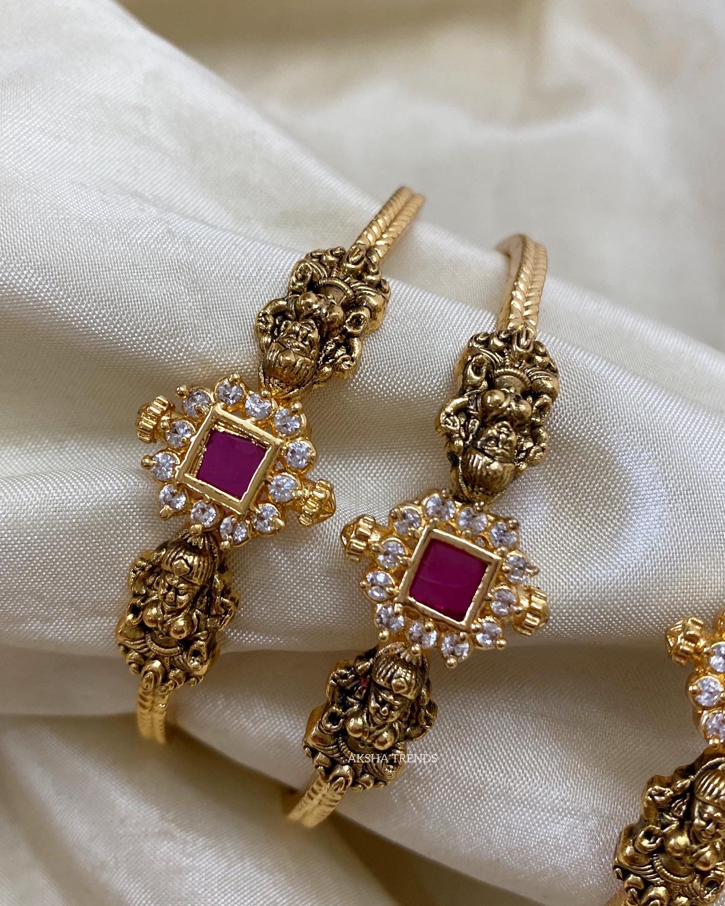Nagas lakshmi kadas -Ruby (2pc) Aksha Trends