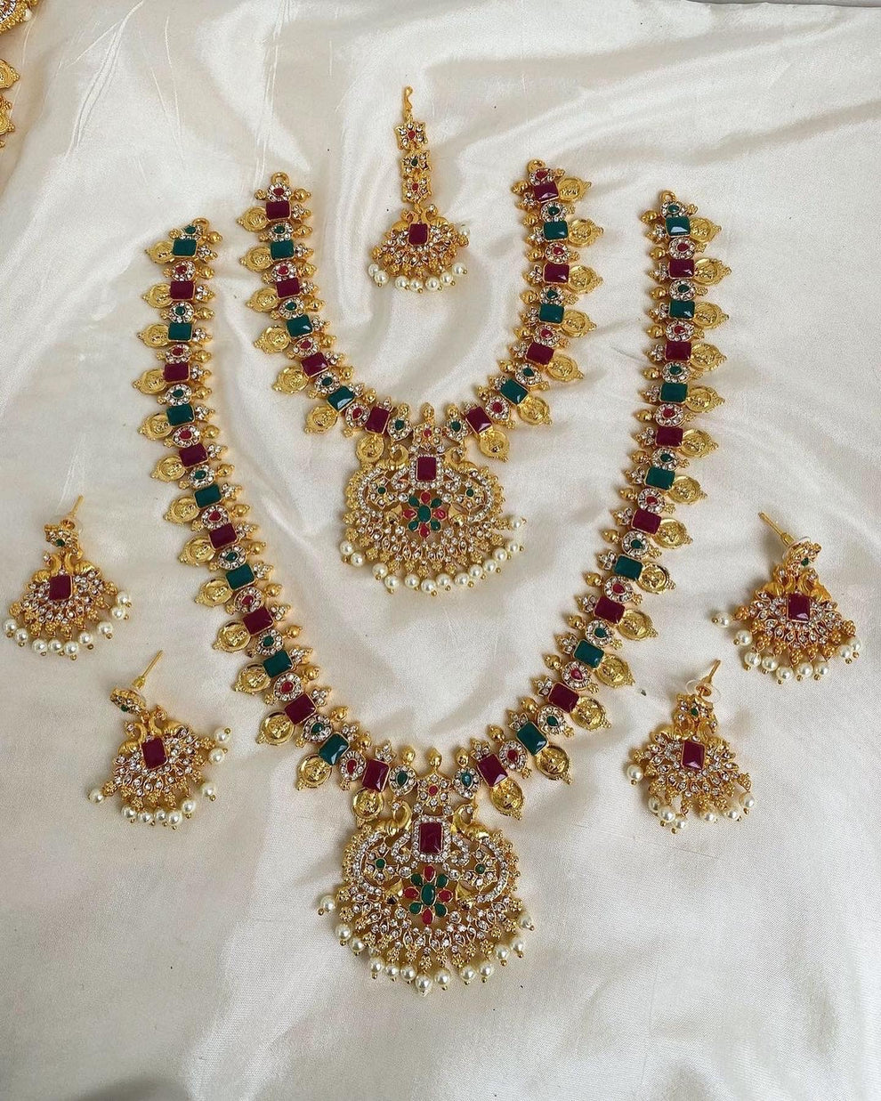 Goldpolish bridal combo Aksha Trends 
