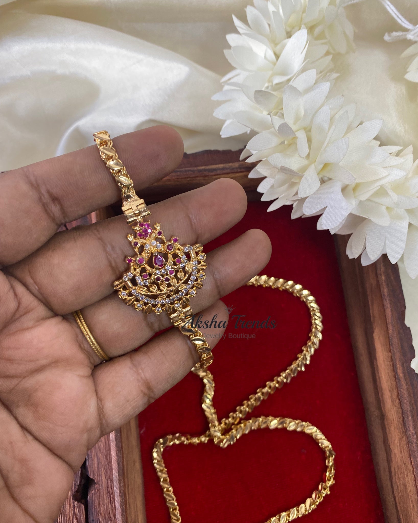 Floral AD Mogappu chain Aksha Trends