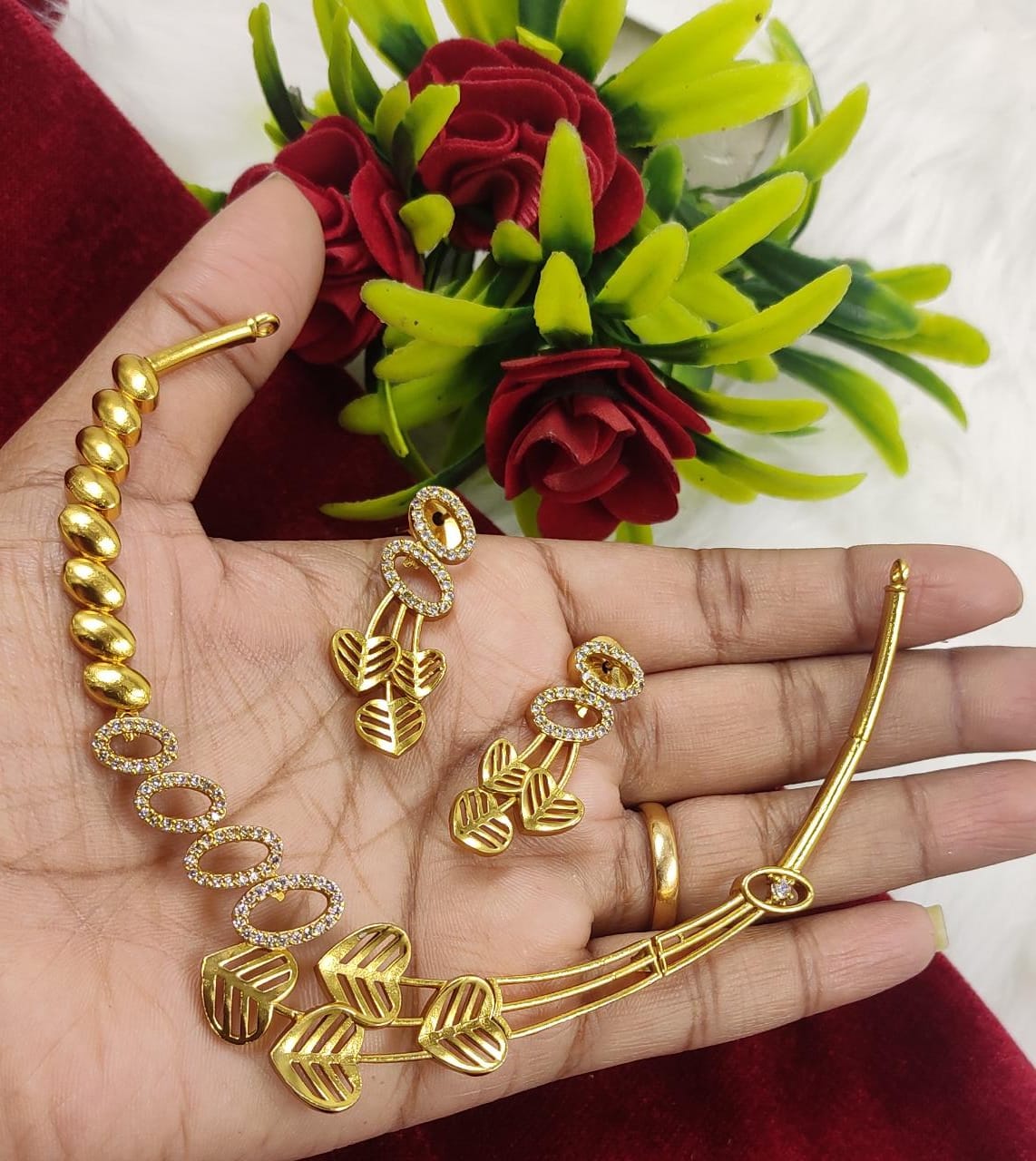 Floral partywear hasli necklace Aksha Trends